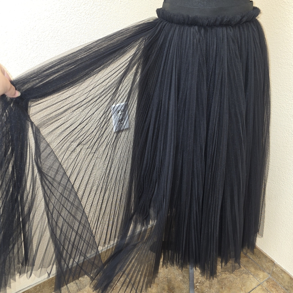 Dolce & Gabbana Tulle Midi Skirt - Picture 6 of 10